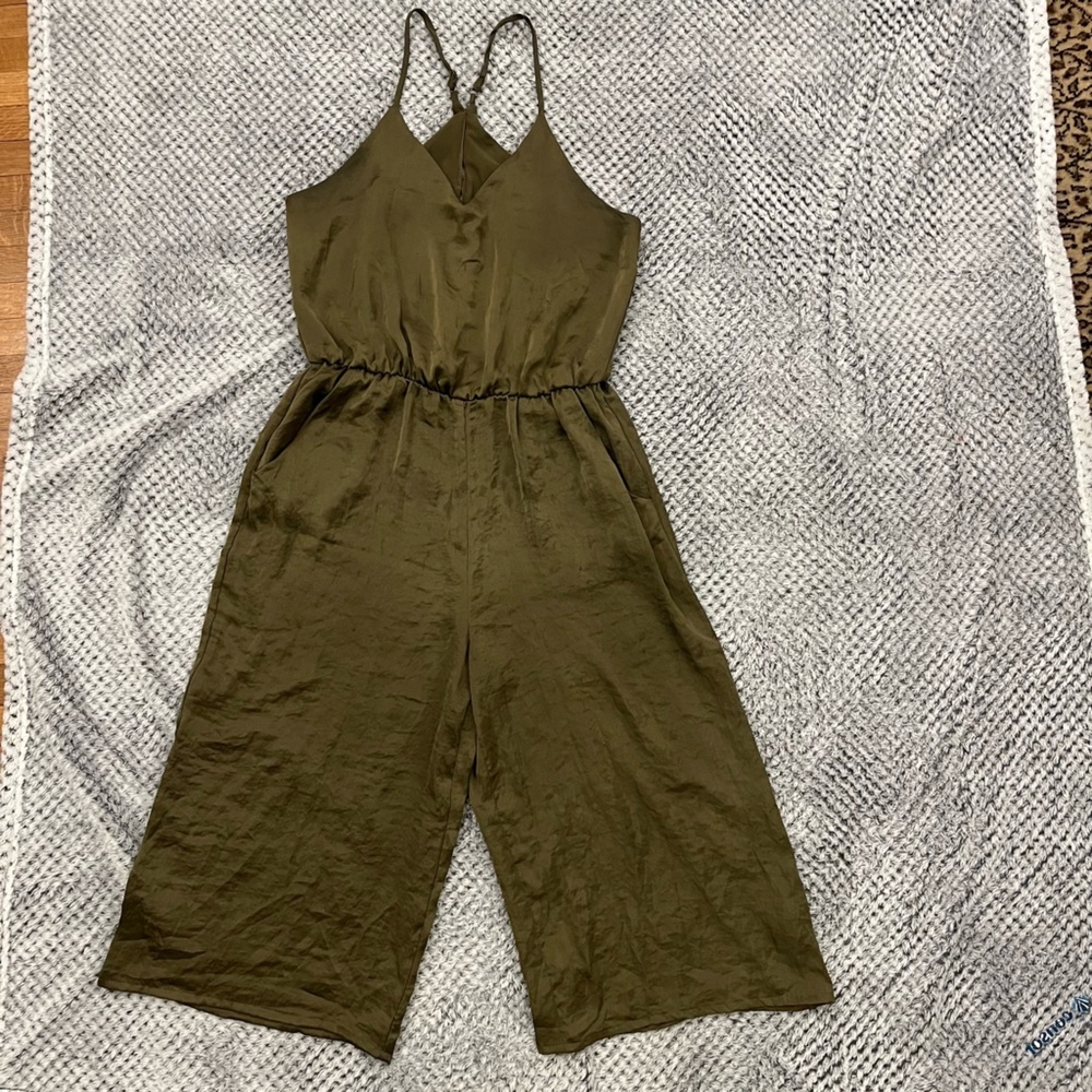 Cropped Leg Green Silk Jumper